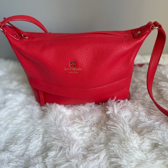 Kate Speade Pink Pebbled Leather Crossbady